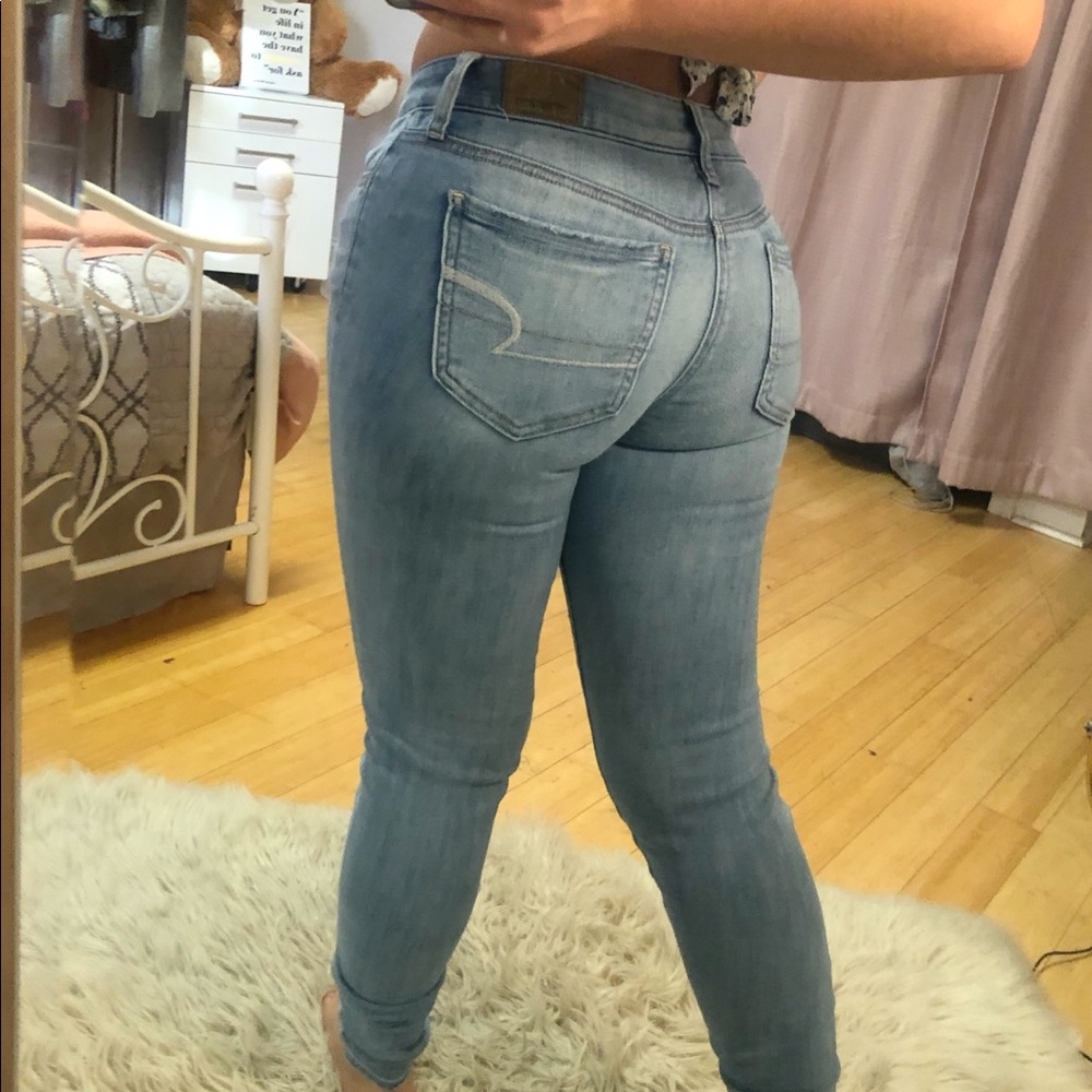 Low rise American eagle jeans!